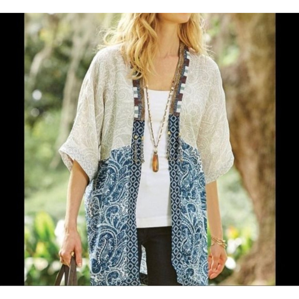 SOFT SURROUNDINGS Still Waters 100% Linen Kimono Beaded Trim Tassel Blue Gray
